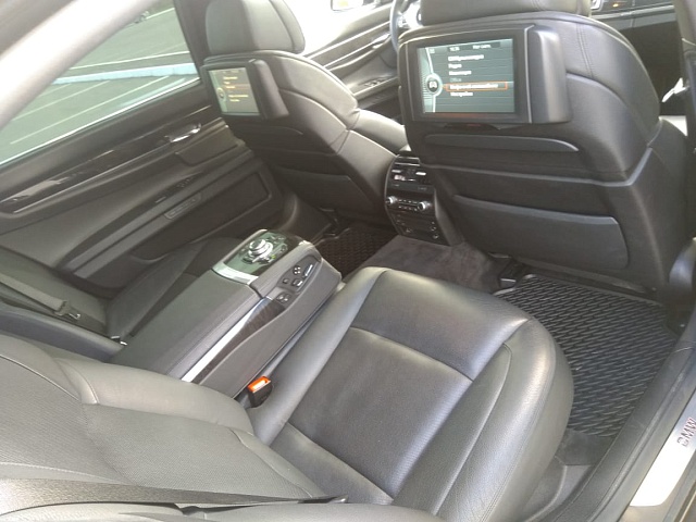 BMW 750 Li X drive